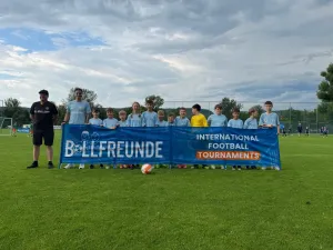 Saisonabschluss mit Gänsehautmomenten – Unsere E-Junioren bei der Mini-WM in Jen